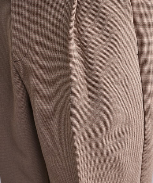 CIAOPANIC TYPY（チャオパニックティピー）の「□ボンディング千鳥タックワイドテーパードパンツ（スラックス・メンズ・ブラウン/キャメル/ブラック・S/M/L）」の16枚目の写真