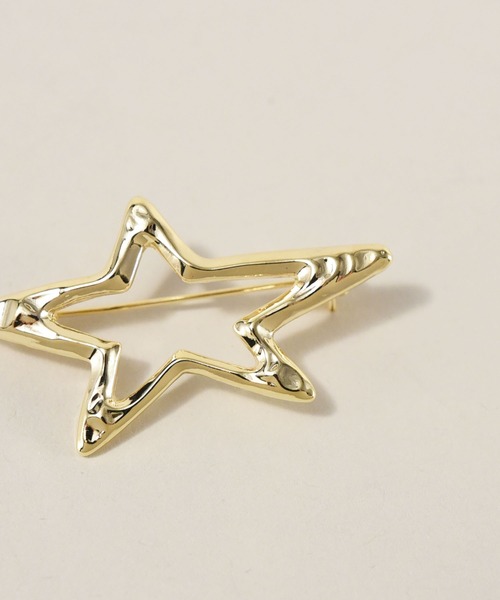 styiro（スタイロ）の「メタルフレームブローチ（ブローチ/コサージュ・レディース・シルバー系その他/ゴールド系その他/シルバー系その他2/ゴールド系その他2/シルバー系その他3/シルバー系その他4/シルバー系その他5/ゴールド系その他3/ゴールド系その他4/ゴールド系その他5・FREE）」の16枚目の写真