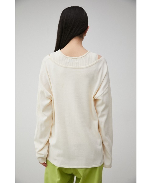 AZUL by moussy（アズールバイマウジー）の「2WAY LAYERED DEEP V/N TOPS/2WAYレイヤードディープブイネックトップス（シャツ/ブラウス・レディース・ブラック/オフホワイト/オレンジ・SMALL/MEDIUM）」の9枚目の写真