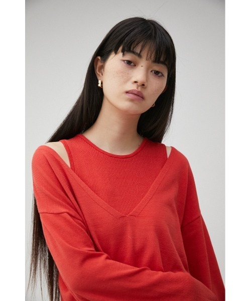 AZUL by moussy（アズールバイマウジー）の「2WAY LAYERED DEEP V/N TOPS/2WAYレイヤードディープブイネックトップス（シャツ/ブラウス・レディース・ブラック/オフホワイト/オレンジ・SMALL/MEDIUM）」の17枚目の写真