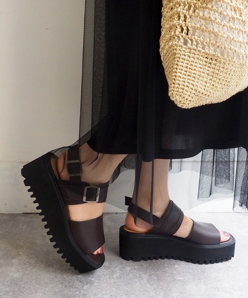 あしながおじさん(アシナガオジサン)の「厚底サンダル 7210093(サンダル・レディース・ダークブラウン/ライトグレー/ブラック・22.5cm/23.0cm/23.5cm/24.0cm/24.5cm)」の18枚目の写真