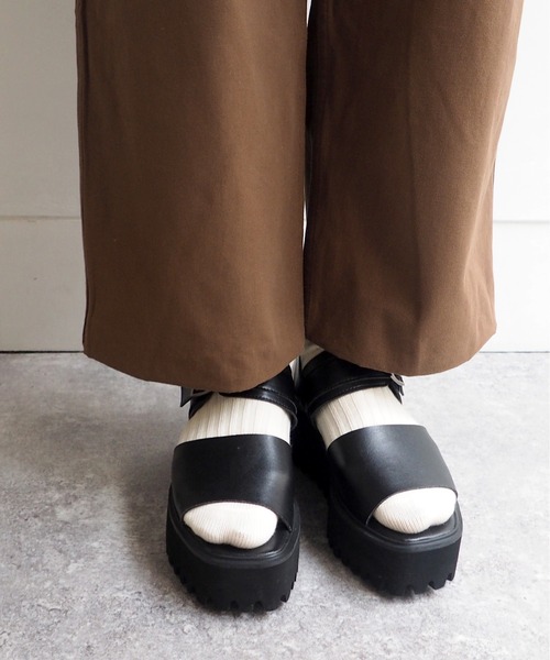 あしながおじさん(アシナガオジサン)の「厚底サンダル 7210093(サンダル・レディース・ダークブラウン/ライトグレー/ブラック・22.5cm/23.0cm/23.5cm/24.0cm/24.5cm)」の7枚目の写真