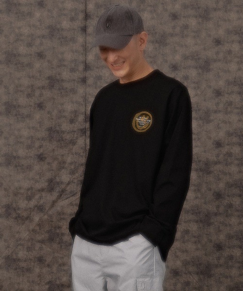 ISTKUNST(イストクンスト)の「A'GEM/9 × .kom『ISTKUNST/イストクンスト』LOGO&SMILEY L/S TEE/ロゴスマイル 長袖Tシャツ(Tシャツ/カットソー・レディース・ブラック/ライトグレー/ホワイト・M/L)」の9枚目の写真