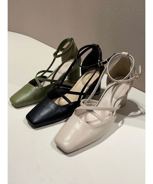 dazzlin(ダズリン)の「アートストラップパンプス(パンプス・レディース・ブラック/グリーン/アイボリー・MEDIUM/LARGE)」の7枚目の写真