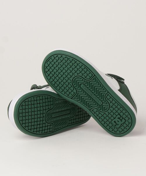 DC（ディーシー）の「DC/ディーシー キッズ スケシュー MANTECA 4 V SN DK231001（スニーカー・キッズ・ホワイト×ブラック/ホワイト×グリーン/ブラック×ホワイト・23.0cm/19.0cm/17.0cm/20.0cm/24.0cm/22.0cm/18.0cm/21.0cm）」の7枚目の写真