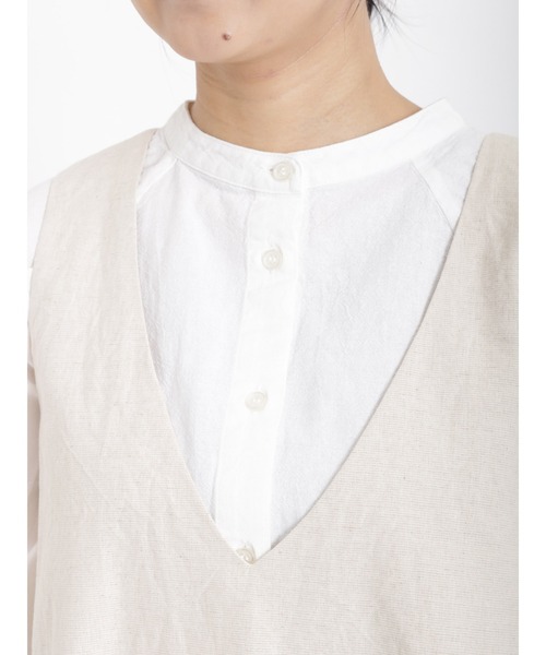 Samansa Mos2（サマンサ モスモス）の「コットンリネンVネックプルオーバーベスト（ベスト・レディース・キナリ/ブラック/ベージュ・ﾌﾘ-）」の17枚目の写真