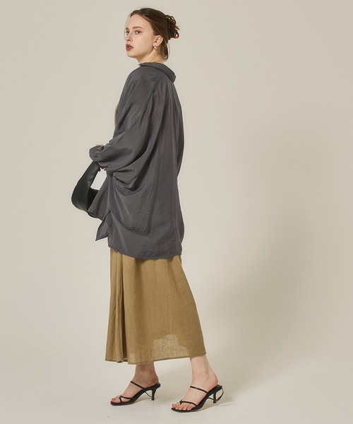 coca(coca)(コカ)の「シアービッグシルエットシャツ(シャツ/ブラウス・レディース・チャコール/ベージュ・L/M)」の11枚目の写真