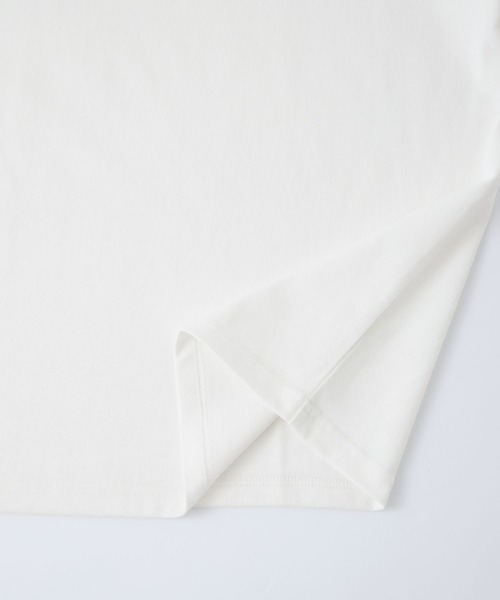 MONO-MART LADY'S(モノマートレディース)の「襟付きハーフジップワンポイントフラワー刺繍ポケットTシャツ(Tシャツ/カットソー・レディース・オートミール/ネイビー/レッド/ブラック/オフホワイト/ネイビー系1/ブラウン・FREE)」の12枚目の写真