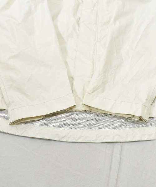 patagonia（パタゴニア）の「【ヴィンテージ古着】Patagonia / パタゴニア H2NO フルジップ ナイロンジャケット（ナイロンジャケット・レディース・ホワイト・MEDIUM）」の7枚目の写真