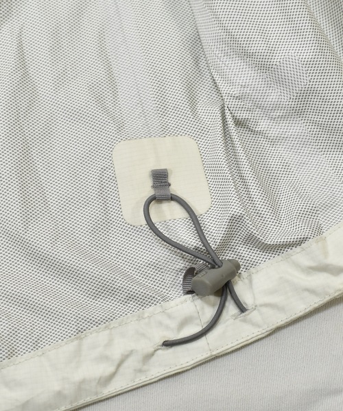 patagonia（パタゴニア）の「【ヴィンテージ古着】Patagonia / パタゴニア H2NO フルジップ ナイロンジャケット（ナイロンジャケット・レディース・ホワイト・MEDIUM）」の12枚目の写真