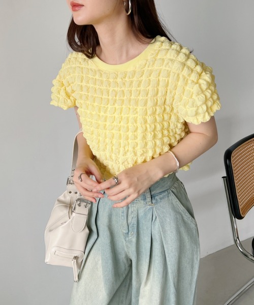 CLEA(クレア)の「ふくれポップコーンコンパクト半袖トップス(Tシャツ/カットソー・レディース・イエロー/ホワイト/ブラック・FREE)」の3枚目の写真