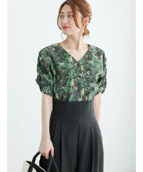 Te chichi（テチチ）の「リバティプリントシャーリングブラウス(Tou-can Hide)（シャツ/ブラウス・レディース・ブルー/カーキ・ﾌﾘ-）」の15枚目の写真