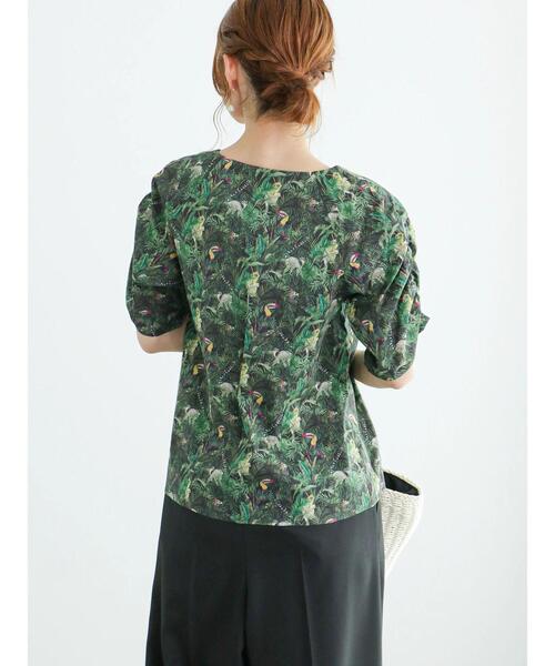 Te chichi（テチチ）の「リバティプリントシャーリングブラウス(Tou-can Hide)（シャツ/ブラウス・レディース・ブルー/カーキ・ﾌﾘ-）」の18枚目の写真