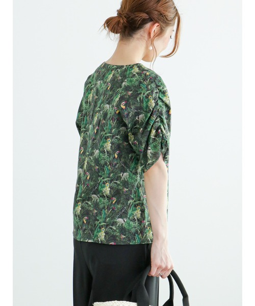 Te chichi（テチチ）の「リバティプリントシャーリングブラウス(Tou-can Hide)（シャツ/ブラウス・レディース・ブルー/カーキ・ﾌﾘ-）」の8枚目の写真