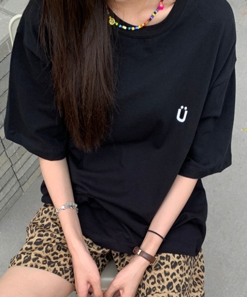 SHEENA(シーナ)の「綿100%、バックロゴルーズTシャツ(Tシャツ/カットソー・レディース・ホワイト/ブラック・M)」の9枚目の写真