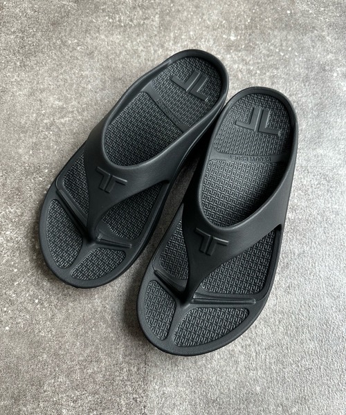 DouDou（ドゥドゥ）の「【TELIC/テリック】 FLIP FLOP（サンダル・レディース・キャメル/アイボリー/ブラック・SMALL/MEDIUM）」の3枚目の写真
