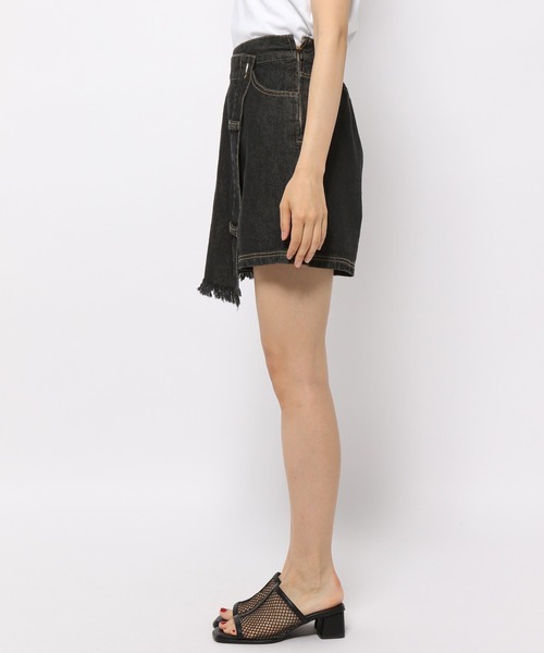 PAGEBOY(ページボーイ)の「デニムラップショートパンツ(デニムパンツ・レディース・ブラック/ブルー・FREE)」の3枚目の写真