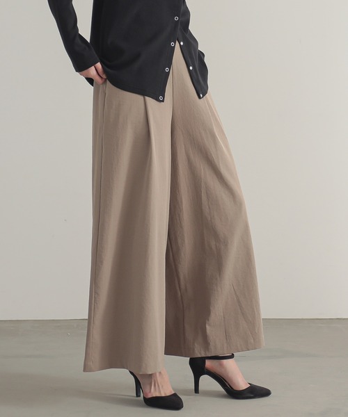 for/c（フォーシー）の「[新色追加]速乾タックワイドパンツ【サスティナブル】（その他パンツ・レディース・ベージュ/ブラック/アイボリー/チャコールグレー/ブラウン/ネイビー/ブラウン系その他・M/L/LL/S）」の19枚目の写真