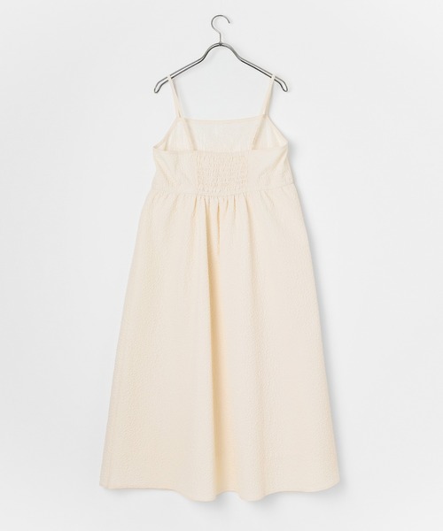 Honeys(ハニーズ)の「キャミワンピース(ワンピース・レディース・グレイッシュベージュ/ブラック/アイボリー・L/M/S/LL)」の12枚目の写真