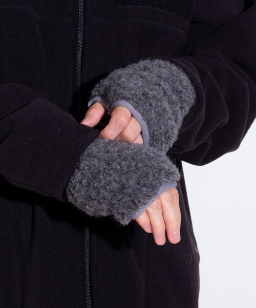 COLD BREAKER（コールドブレーカー）の「【COLDBREAKER/コールドブレーカー】 別注ボアハンドウォーマー 手袋（手袋・メンズ・チャコールグレー/ライトグレー/ブラック/ベージュ/カーキ・FREE）」の6枚目の写真