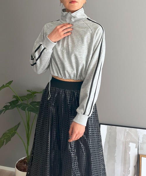 Jewelobe（ジュエローブ）の「ハーフジップラインスリーブクロップドスウェット（Tシャツ/カットソー・レディース・杢グレー/アイボリー/ブラック・FREE）」の12枚目の写真