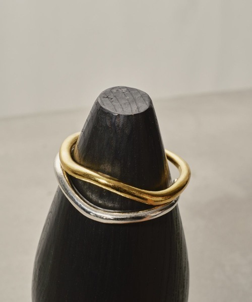 TODAYFUL(トゥデイフル)の「TODAYFUL Plain Nuance Bangle プレーンニュアンスバングル/12320922(ブレスレット・レディース・ゴールド/シルバー・ONE SIZE)」の7枚目の写真
