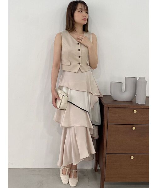 dazzlin（ダズリン）の「ショートコンパクトベストトップス（ベスト・レディース・ベージュ/ブラウン・FREE）」の5枚目の写真