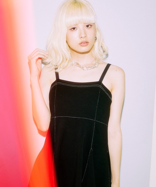 PUNYUS(プニュズ)の「ステッチフレアミニワンピース(ワンピース・レディース・ブラック・2/4/3/1)」の5枚目の写真