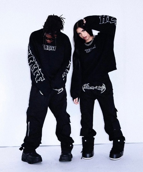 ストリートブランド HEAVEN CAN WAIT ヘヴンキャンウェイト ARCH LOGO KNIT アーチロゴ ニット ロゴニット オーバーサイズ  トップス 長袖トップス セーター ストリートファッション