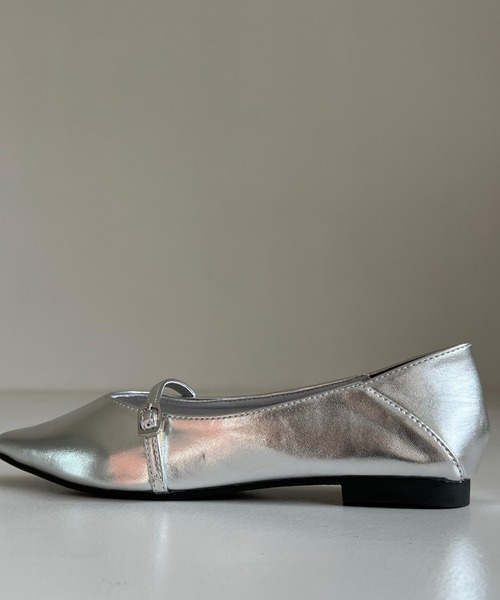 Doux archives（ドゥアルシーヴ）の「バブーシュストラップパンプス（パンプス・レディース・ブラック/シルバー・LARGE/MEDIUM）」の9枚目の写真