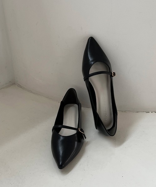 Doux archives（ドゥアルシーヴ）の「バブーシュストラップパンプス（パンプス・レディース・ブラック/シルバー・LARGE/MEDIUM）」の8枚目の写真