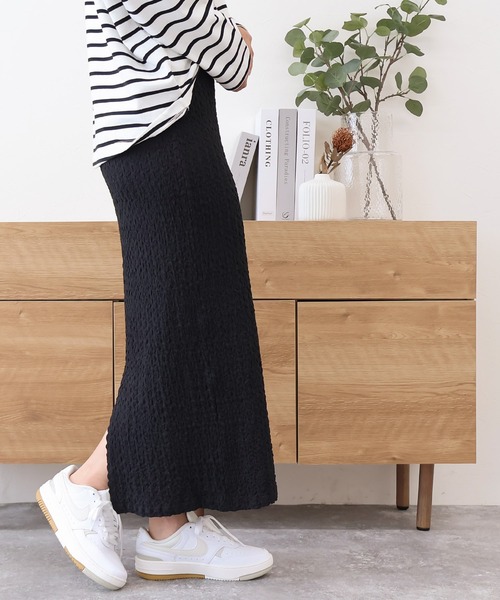 Social GIRL（ソーシャルガール）の「バックスリットジャガードロングスカート（スカート・レディース・ブラック/オフホワイト/ブルー/ベージュ・M）」の10枚目の写真