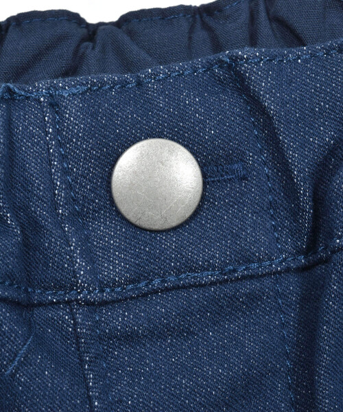 BeBe（ベベ）の「ジョグデニムポケット刺繍パンツ(90~150cm)（デニムパンツ・キッズ・ネイビー・150cm/140cm/130cm/100cm/120cm/110cm/90cm）」の7枚目の写真