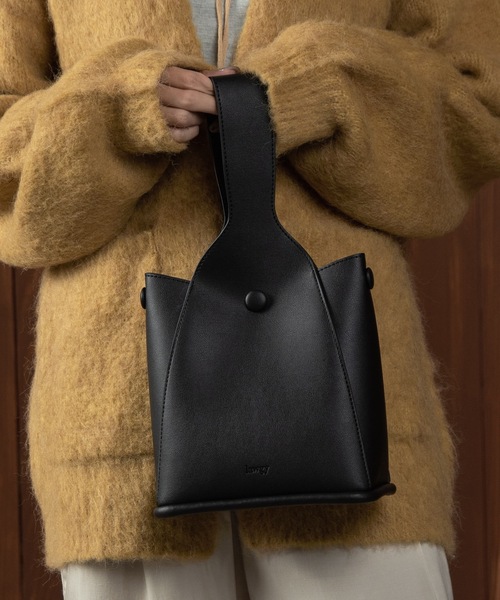 lawgy（ラウジー）の「one handle button arrange bag（ハンドバッグ・レディース・ベージュ/ブラウン/ブラック・FREE）」の10枚目の写真