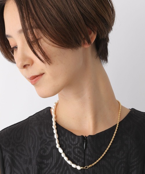 LEPSIM（レプシィム）の「【jours heureux】淡水パールチェーンネックレス　979695（ネックレス・レディース・ゴールド/シルバー・ONE SIZE）」の4枚目の写真