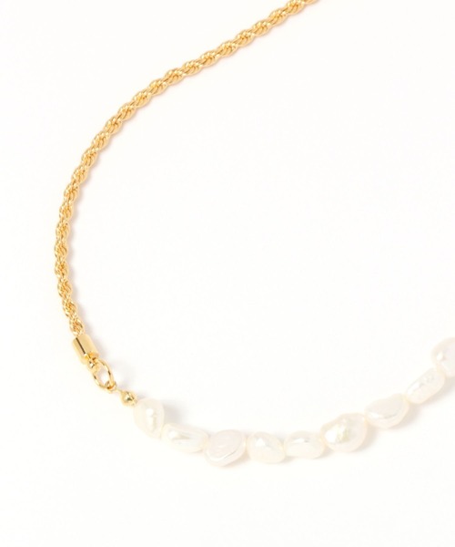 LEPSIM（レプシィム）の「【jours heureux】淡水パールチェーンネックレス　979695（ネックレス・レディース・ゴールド/シルバー・ONE SIZE）」の7枚目の写真