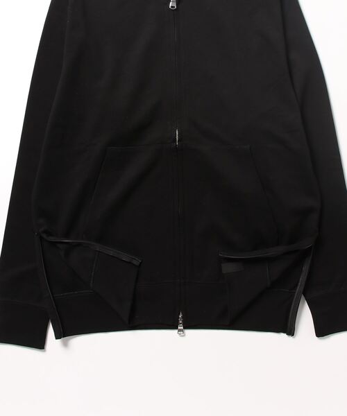 v::room(ヴィルーム)の「【 V::room / ヴィルーム】 LONG SLEEVE ZIP HOODIE W/SIDE ZIP / ロングスリーブ ジップ フーディー(パーカー・メンズ・ブラック・MEDIUM/LARGE)」の3枚目の写真