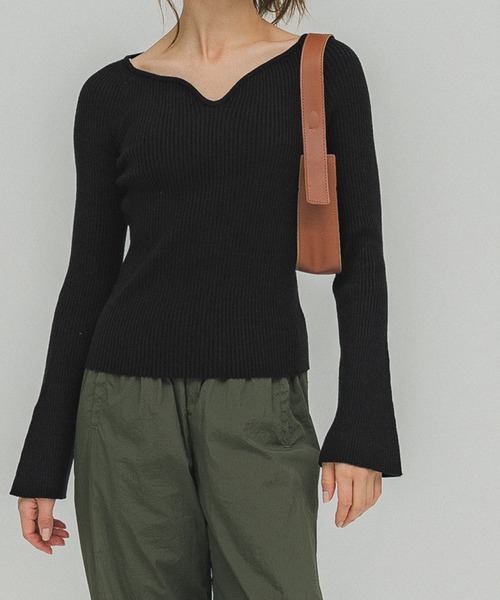 ベルスリーブニットトップス（ニット/セーター）｜coca（coca）（コカ