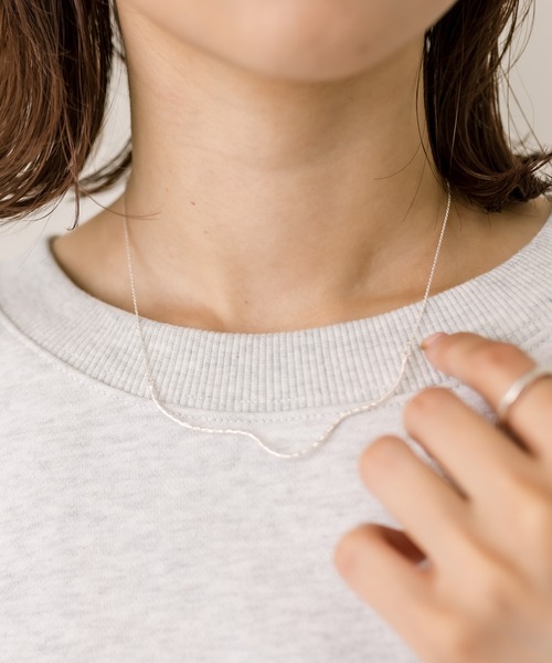 mystic（ミスティック）の「[Eau]wave necklace（ネックレス・レディース・シルバー/ゴールド・ONE SIZE）」の6枚目の写真
