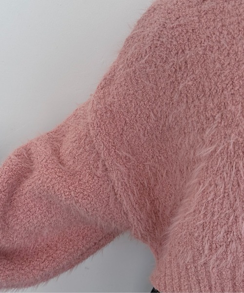 EPIMI E'PIMMY（エピミエピミー）の「【ハンドウォッシャブル】2WAYモールフェザーショートプルオーバー（ニット/セーター・レディース・ピンクベージュ/ブルー/チャコールグレー/オフホワイト・MEDIUM）」の20枚目の写真