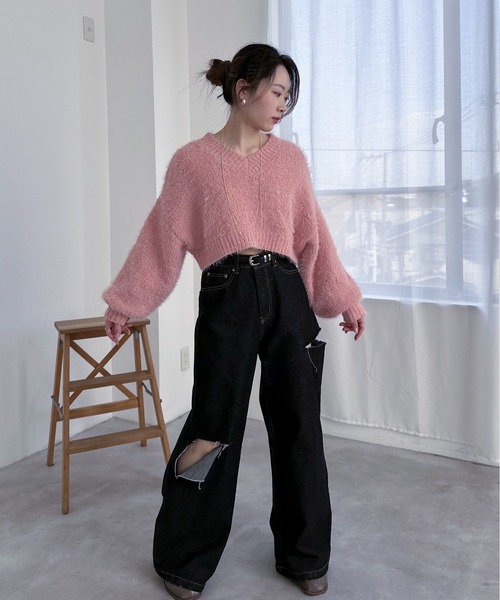 EPIMI E'PIMMY（エピミエピミー）の「【ハンドウォッシャブル】2WAYモールフェザーショートプルオーバー（ニット/セーター・レディース・ピンクベージュ/ブルー/チャコールグレー/オフホワイト・MEDIUM）」の5枚目の写真