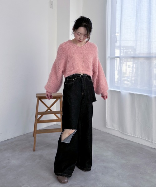 EPIMI E'PIMMY（エピミエピミー）の「【ハンドウォッシャブル】2WAYモールフェザーショートプルオーバー（ニット/セーター・レディース・ピンクベージュ/ブルー/チャコールグレー/オフホワイト・MEDIUM）」の6枚目の写真