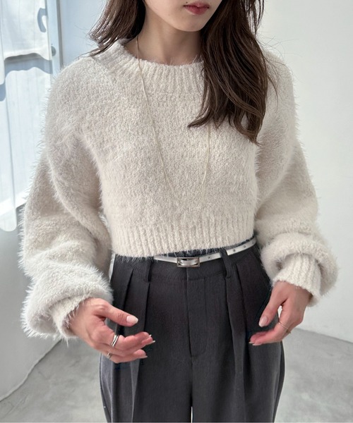 EPIMI E'PIMMY（エピミエピミー）の「【ハンドウォッシャブル】2WAYモールフェザーショートプルオーバー（ニット/セーター・レディース・ピンクベージュ/ブルー/チャコールグレー/オフホワイト・MEDIUM）」の12枚目の写真