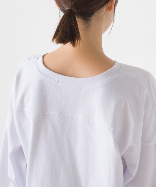 OMNES（オムネス）の「袖ボリュームタック長袖Tシャツ（Tシャツ/カットソー・レディース・ホワイト/グレー/キャメル/ブラック・FREE）」の13枚目の写真