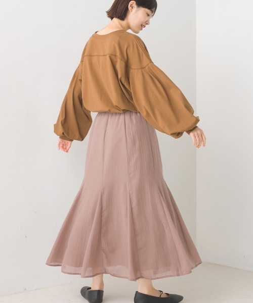 OMNES（オムネス）の「袖ボリュームタック長袖Tシャツ（Tシャツ/カットソー・レディース・ホワイト/グレー/キャメル/ブラック・FREE）」の7枚目の写真