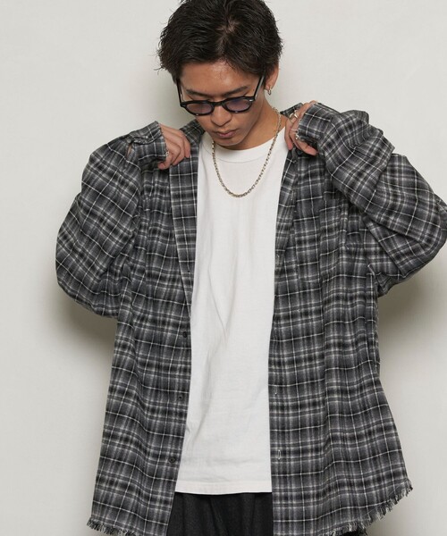 PUBLUX(パブリュクス)の「PUBLUX/パブリュクス スーパービッグダメージシャツ【限定展開】(シャツ/ブラウス・メンズ・グリーン/ネイビー/ブラック・SMALL/MEDIUM/LARGE)」の4枚目の写真