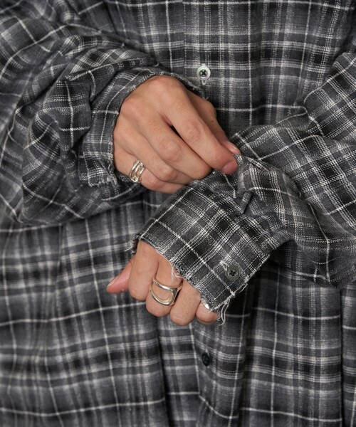 PUBLUX(パブリュクス)の「PUBLUX/パブリュクス スーパービッグダメージシャツ【限定展開】(シャツ/ブラウス・メンズ・グリーン/ネイビー/ブラック・SMALL/MEDIUM/LARGE)」の16枚目の写真