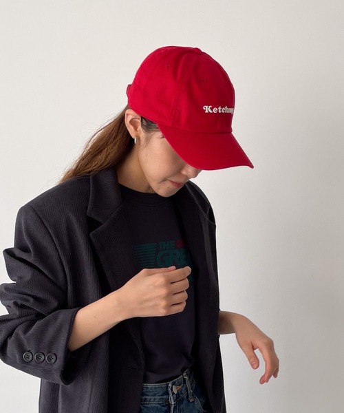 CANAL JEAN(キャナルジーン)の「AMERICAN NEEDLE ketchup刺繍CAP(キャップ・レディース・レッド・ONE SIZE)」の2枚目の写真