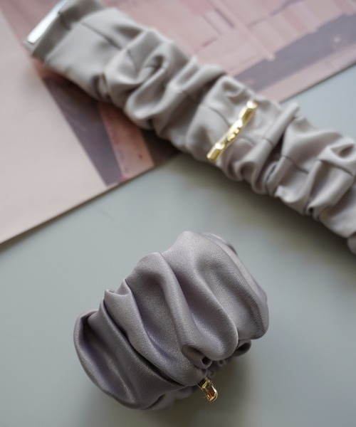 Port（ポート）の「ワンタッチ 大人可愛い 巻くだけ ヘアカフ / シュシュ ポニーフック（シュシュ・レディース・グレー/アイボリー/ブラック/ベージュ/ブラウン/ライトブラウン・FREE）」の13枚目の写真