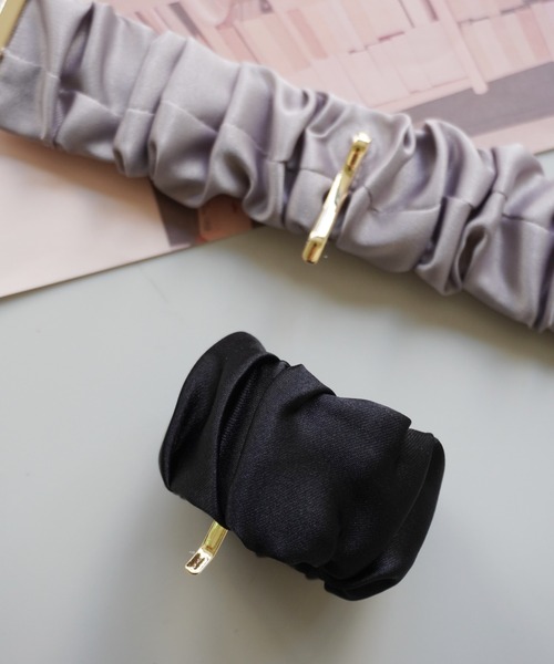 Port（ポート）の「ワンタッチ 大人可愛い 巻くだけ ヘアカフ / シュシュ ポニーフック（シュシュ・レディース・グレー/アイボリー/ブラック/ベージュ/ブラウン/ライトブラウン・FREE）」の8枚目の写真